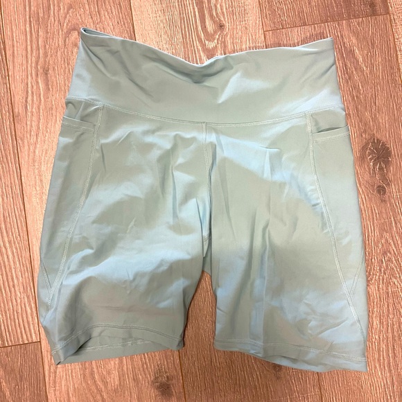 Old Navy Women's High-Waisted 8” Biker Shorts -Ice Blue - Picture 1 of 3